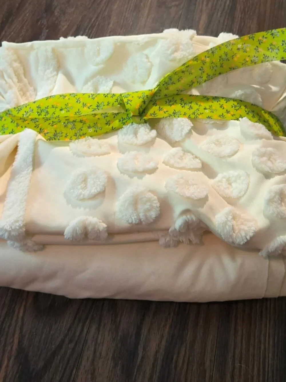 Cottagecore/Shabby Chic Style Cream-Colored Sheet Set QUEEN SIZE